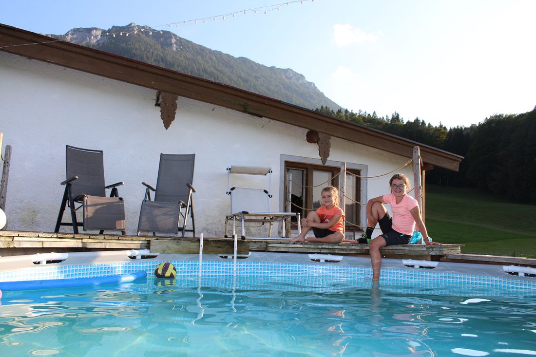 Pool im Sommer
