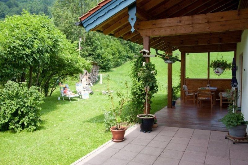 Terrasse und Garten