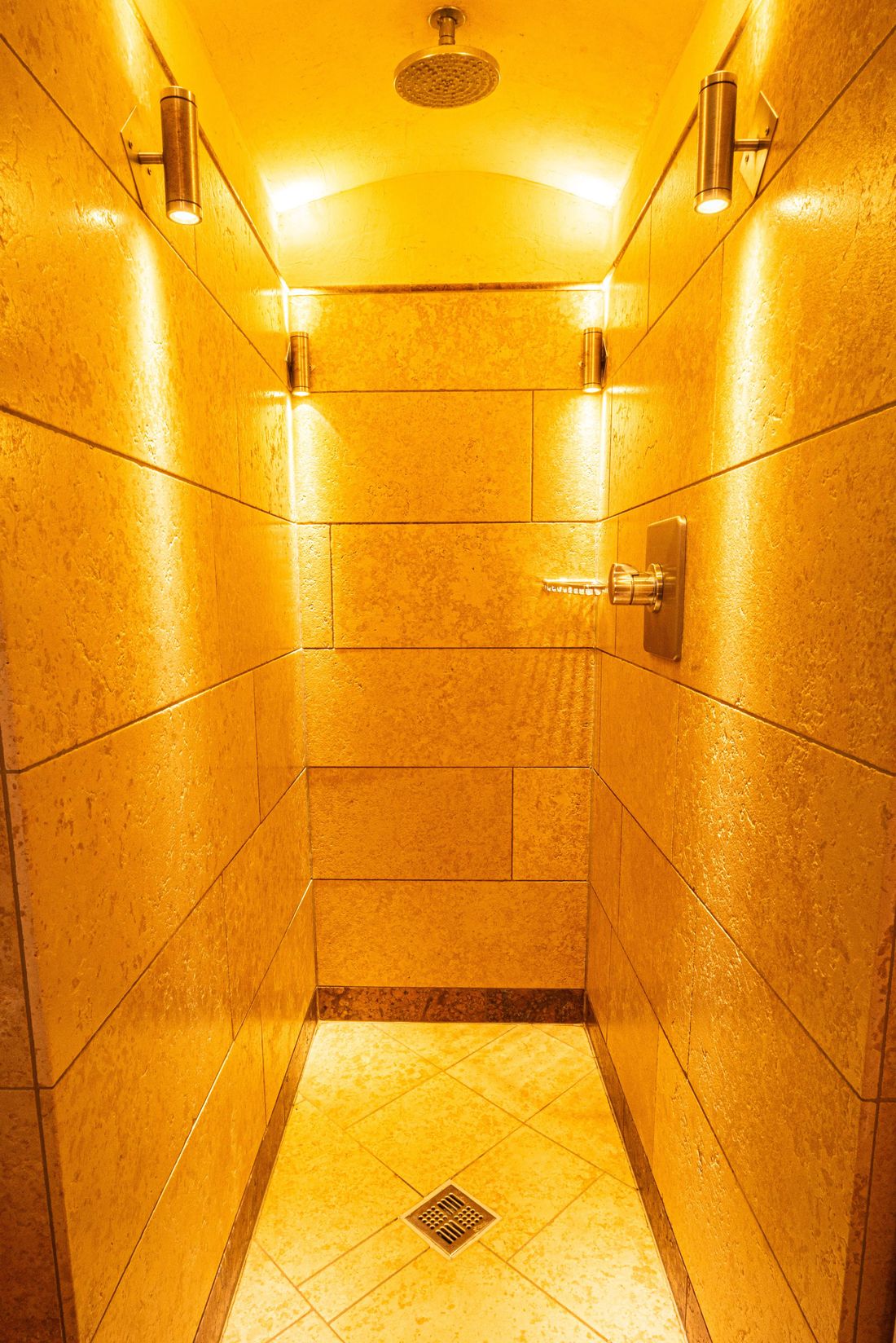 Hotel Steffl - Wohlfühlbereich - Erlebnisdusche