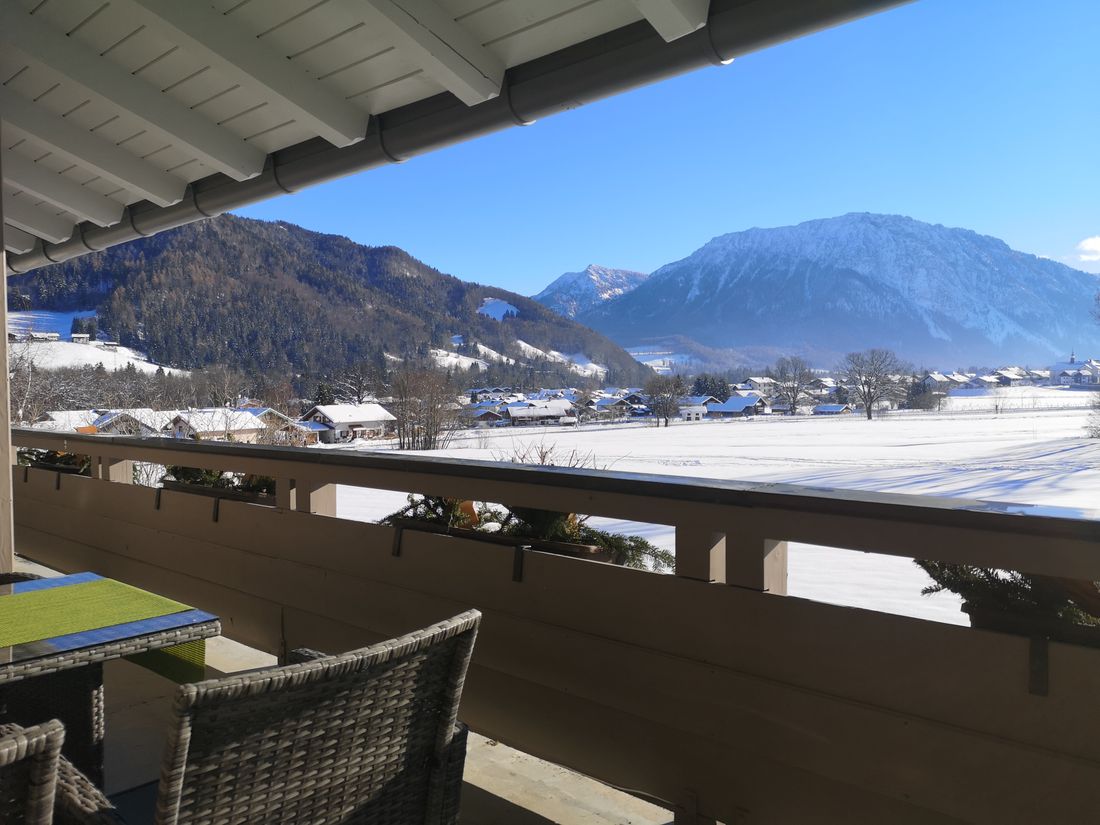 Winter Landschaft vom Balkon der Ferienwohnung