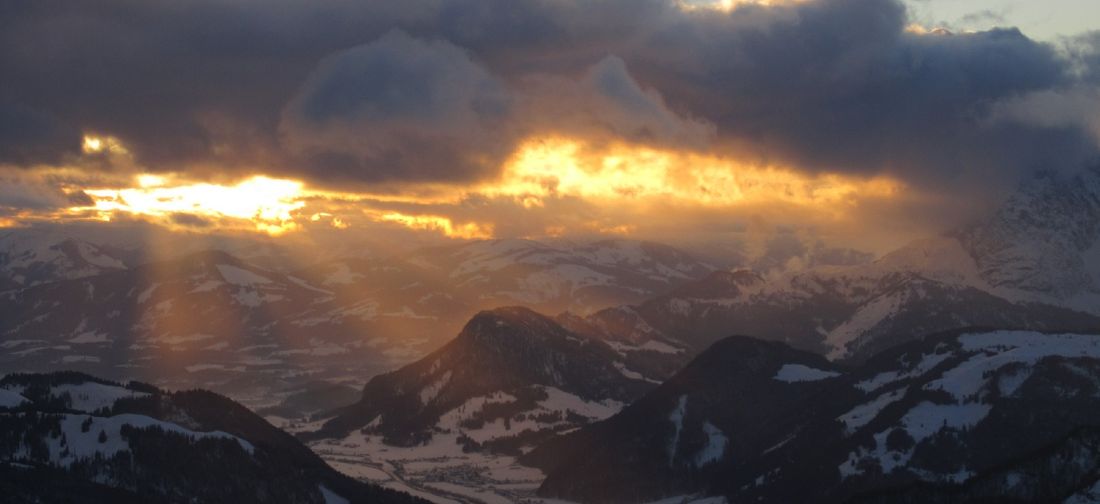Sonnenuntergang auf der Steinplatte