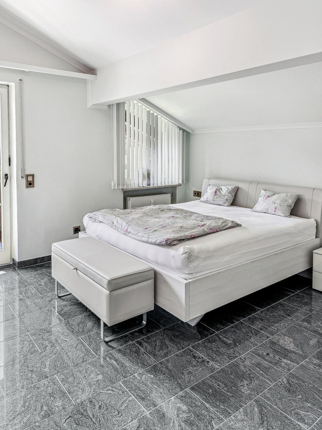Schlafzimmer (vorbehaltlich Einrichtungsänderung)