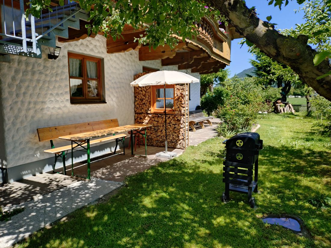 Grillplatz mit Bergblick