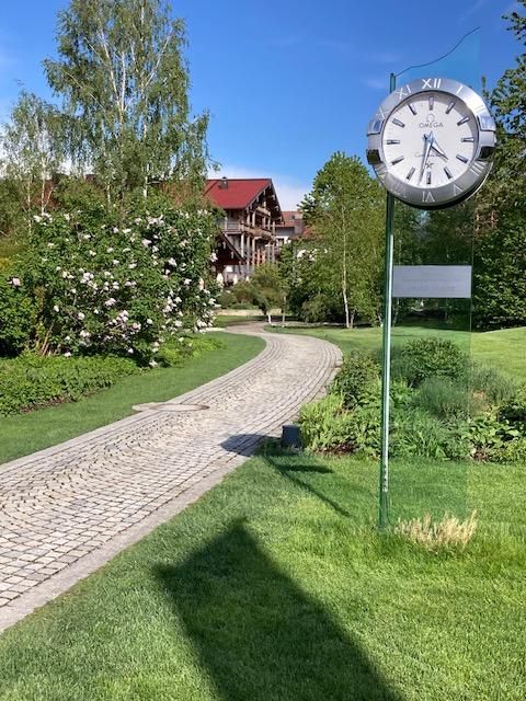 Für die Golfer: Tee Time?