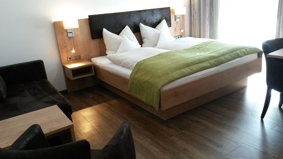 Doppelzimmer Komfort mit Schlafcouch buchbar für zwei oder drei Personen